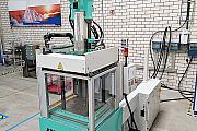 Maszyna-do-formowania-wtryskowego-Arburg-420-S-1000-170-VU używany